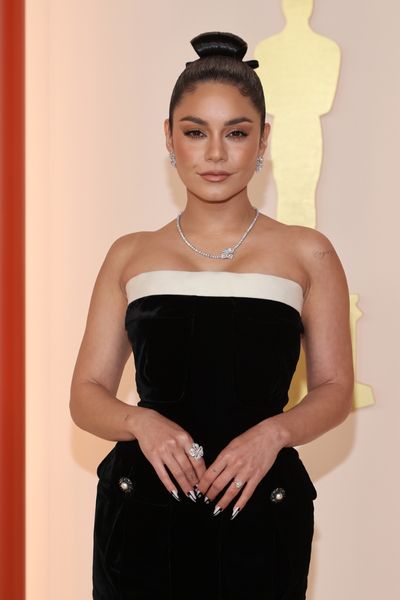 close-up of vanessa hudgens oscar 2023