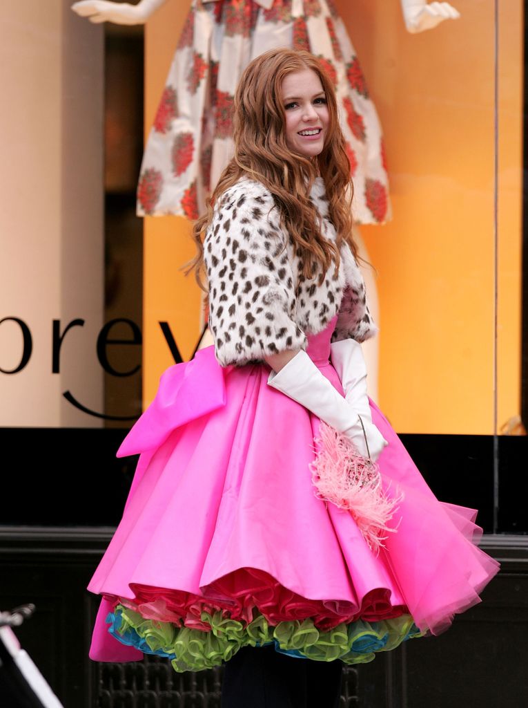 Isla Fisher on location for Confessions of a Shopaholic