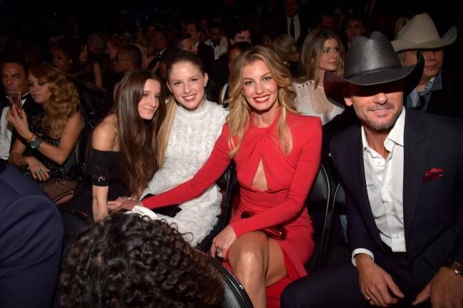 Tim McGraw's daughter Audrey shares glimpse into family's jaw