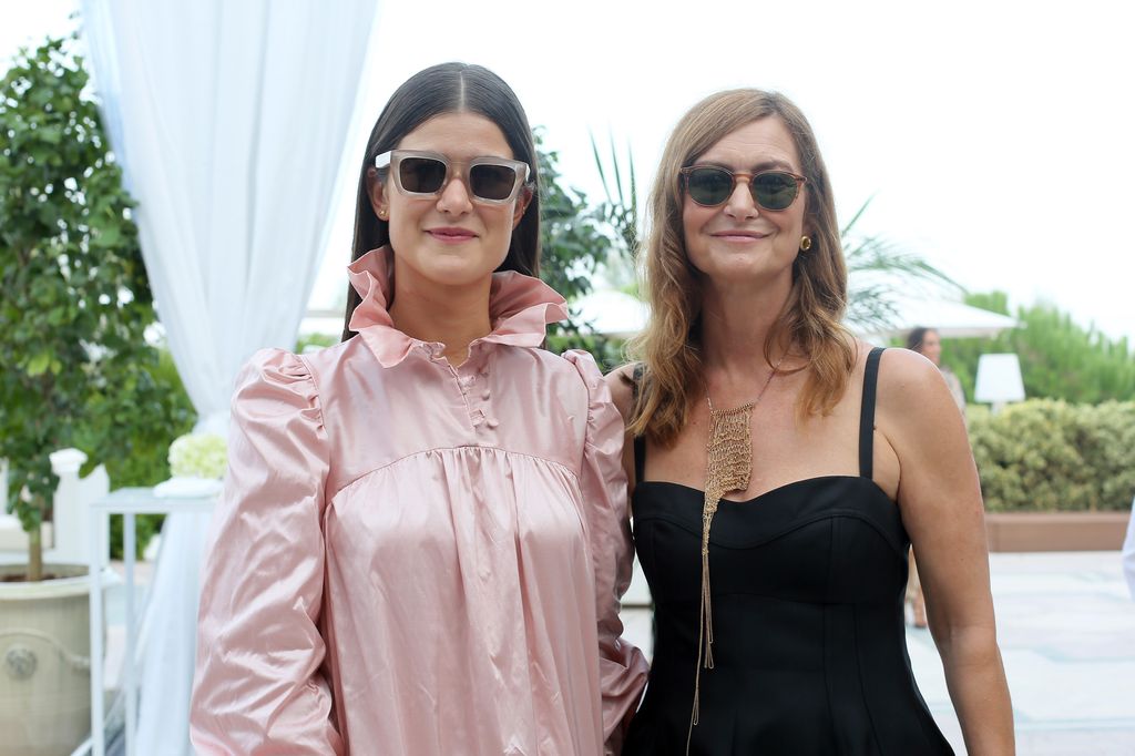 Olive Uniacke and Rose Uniacke attend Netflix "Marriage Story"