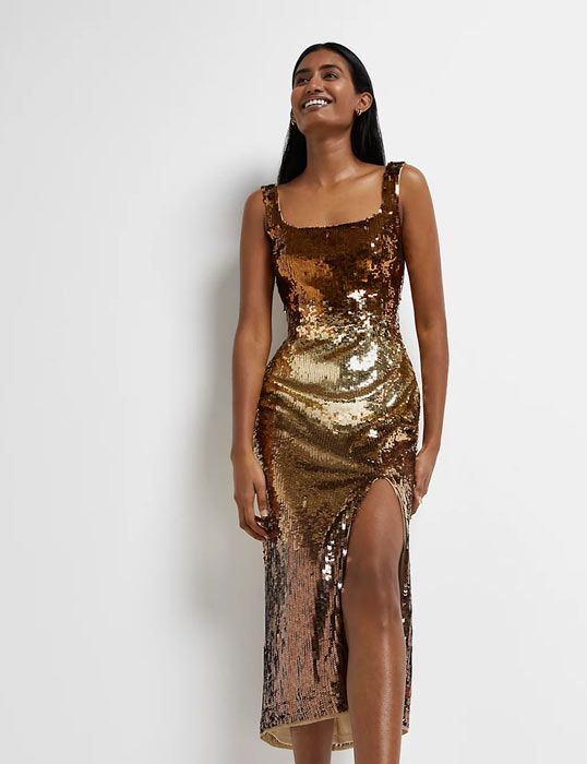 tana ramsay gold dress 