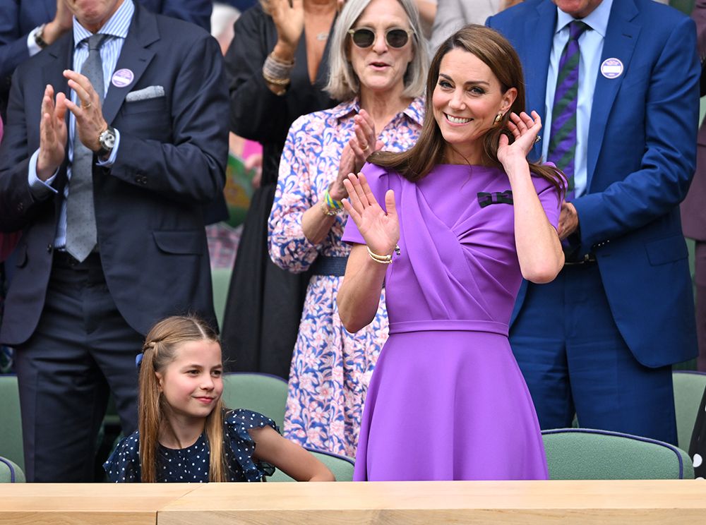 Princess Charlotte's reaction to Kate Middleton's Wimbledon standing ...