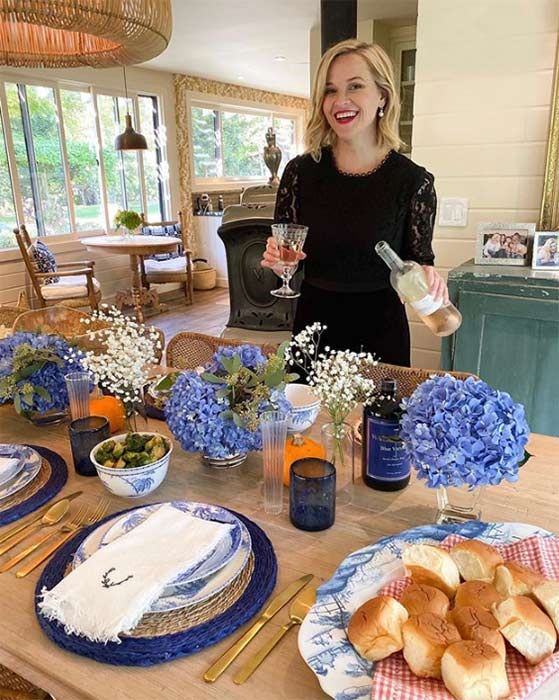 4 reese witherspoon dining table
