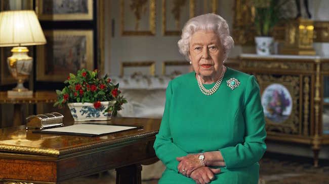 the queen speech brooch