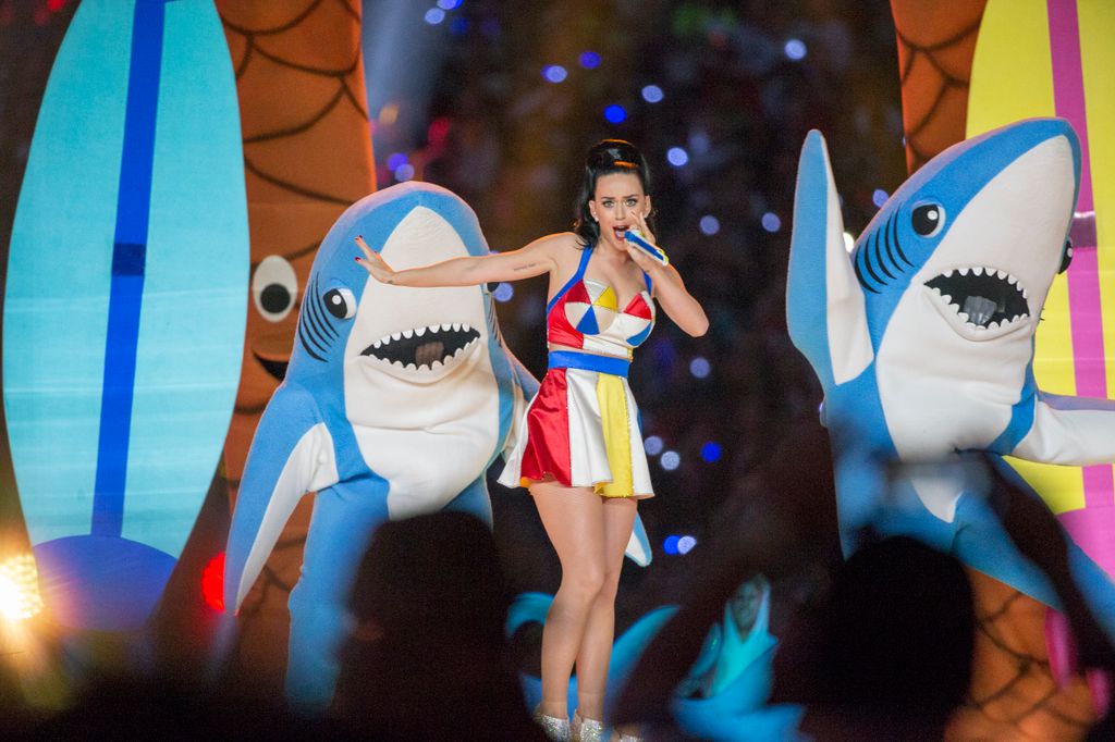 Katy with her 'sharks' at the 2015 Super Bowl. halftime show
