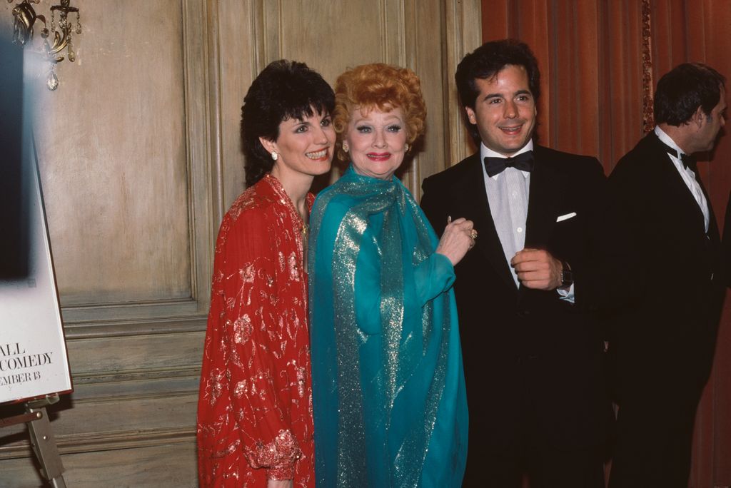 Lucie Arnaz, her mother American actress and comedian Lucille Ball (1911-1989), and Balls' son, American actor Desi Arnaz Jr attend a tribute to Lucille Ball, held at the Museum of Broadcasting in New York City, New York, April 1984