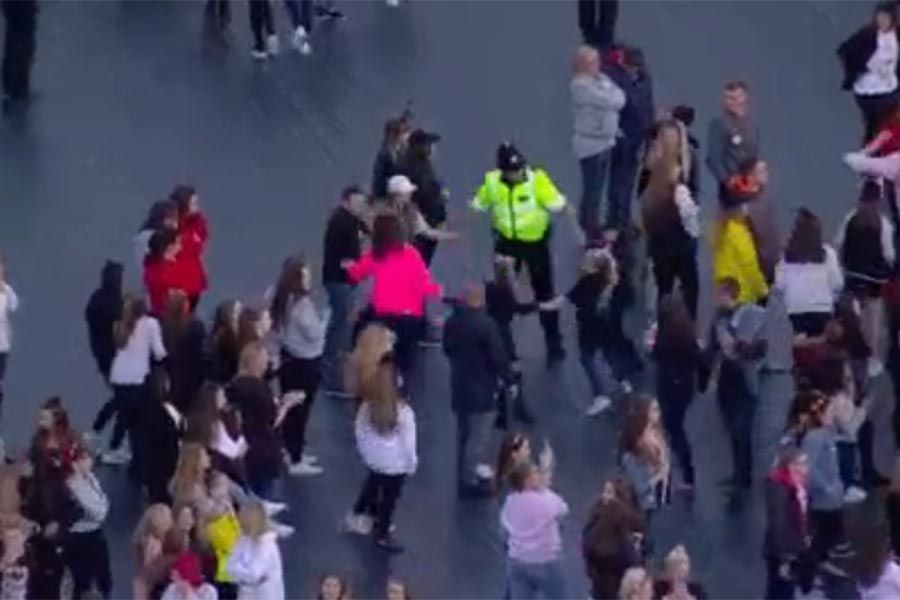 one love manchester police dance