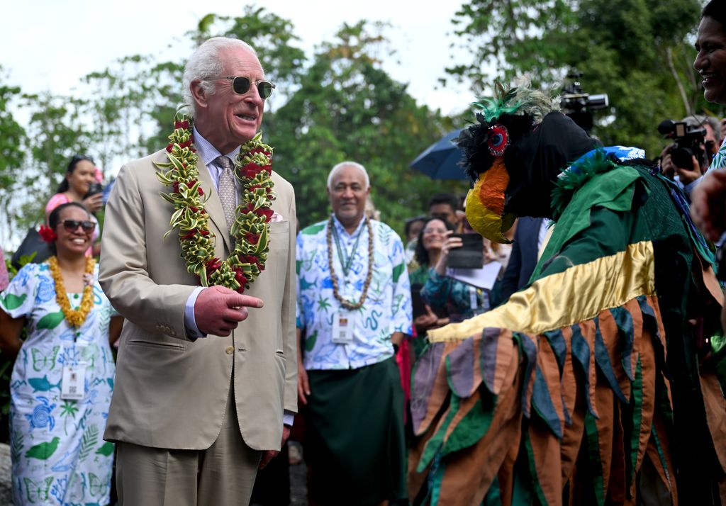 The king also visited the botanic gardens