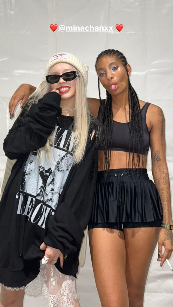 Willow Smith poses backstage at Summer Sonic Festival with rapper Chanmina