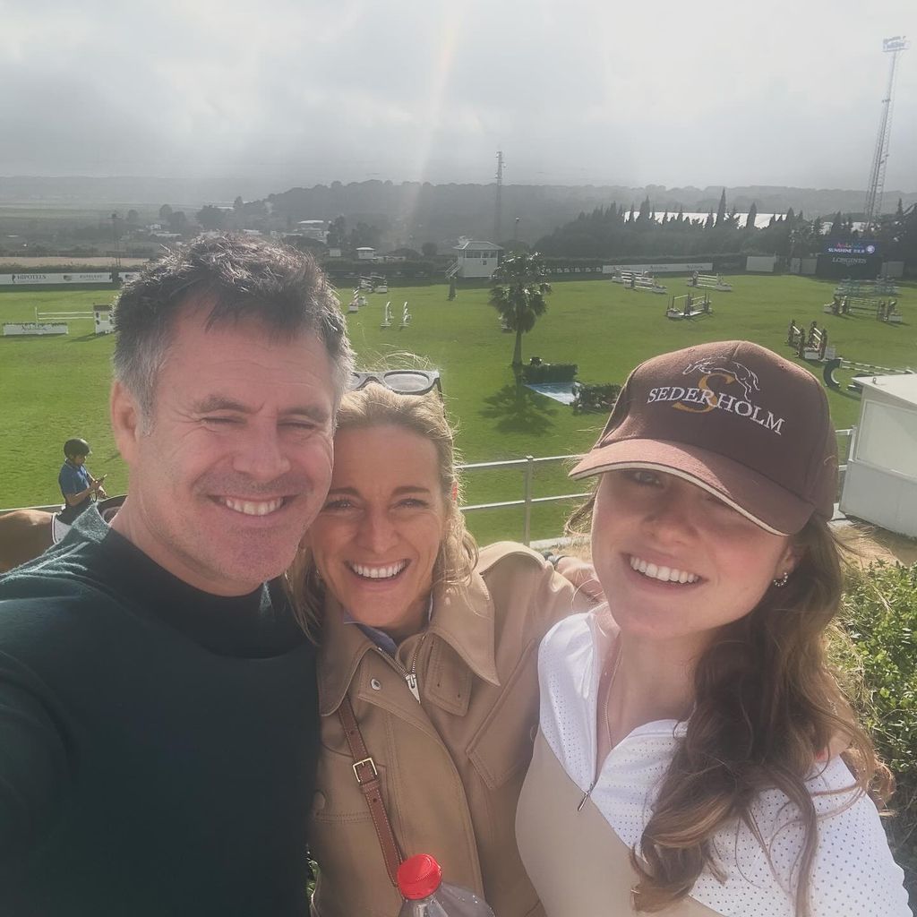 Gabby and Kenny Logan selfie with daughter