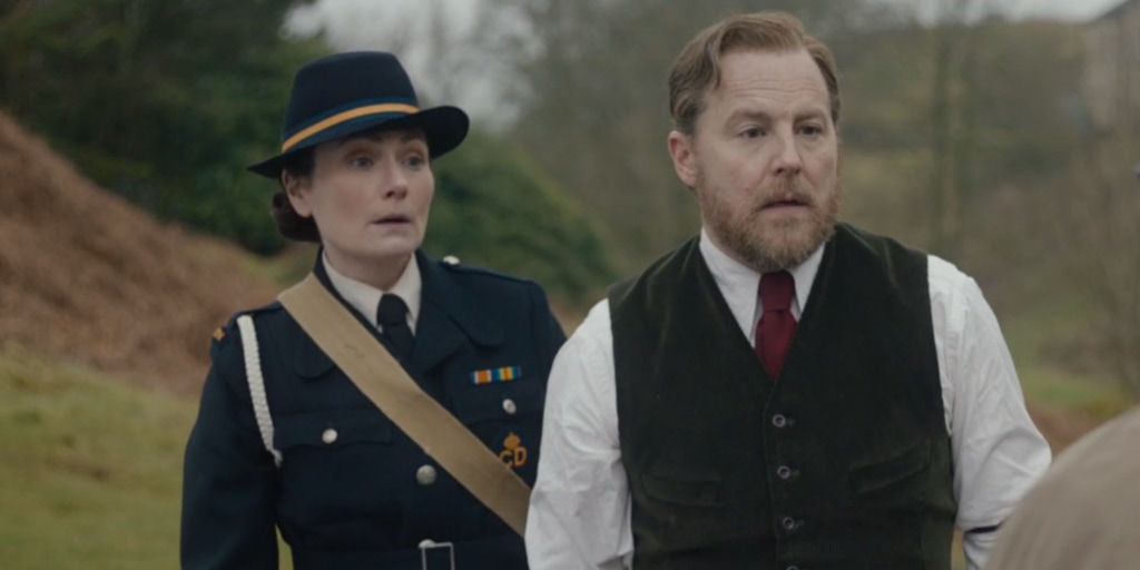 Anna Madeley as Mrs Hall, Samuel West as Siegfried Farnon