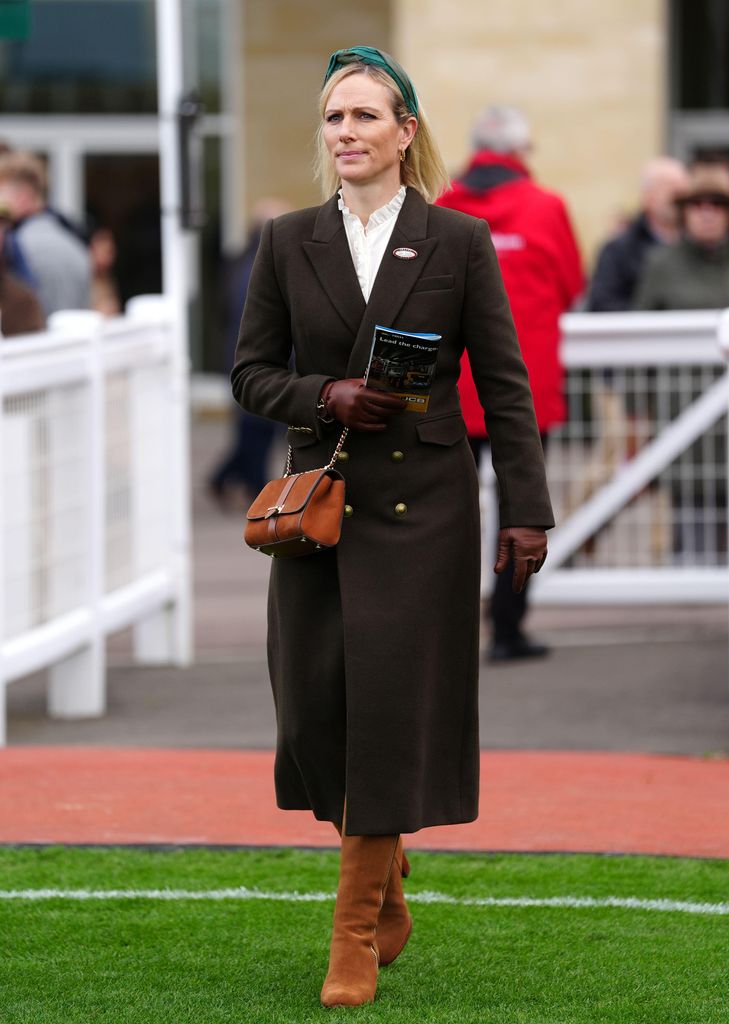 Zara in chocolate brown coat with suede boots