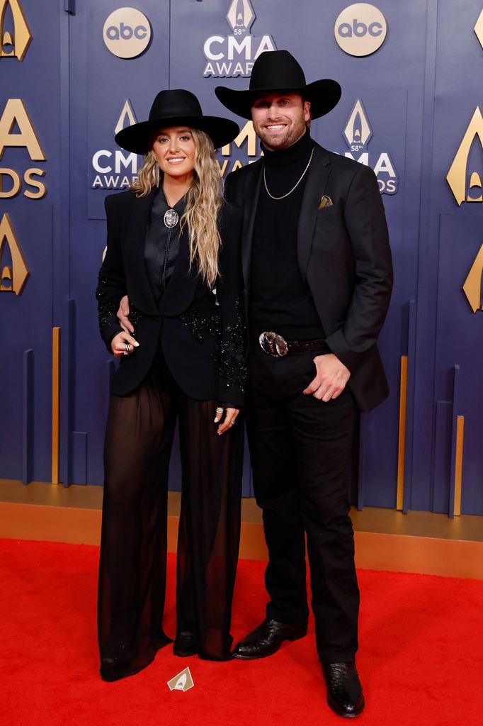 lainey wilson and duck hodges on red carpet cma awards