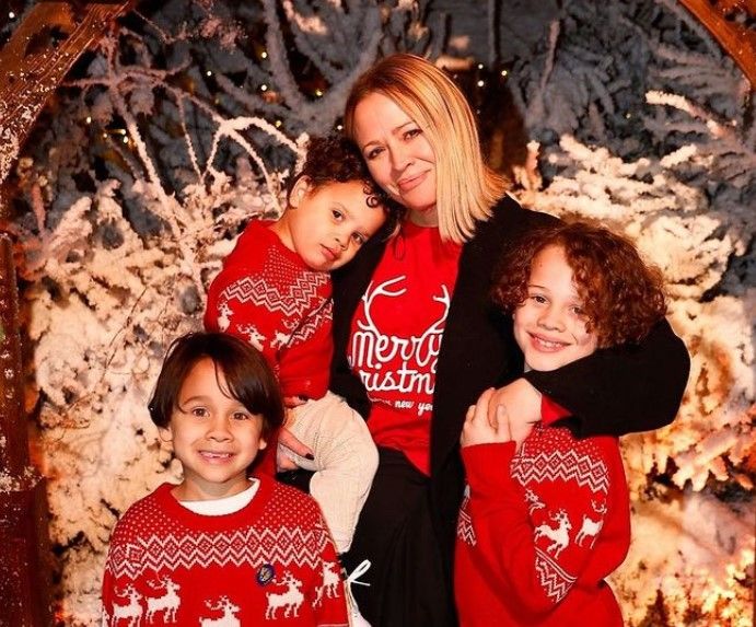 Kimberley Walsh with her kids at Christmas