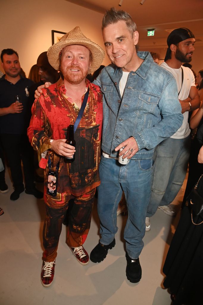 Robbie was joined by Lee Francis, known as Keith Lemon