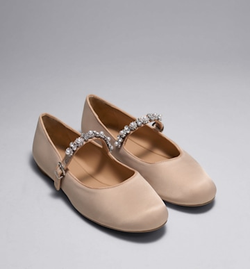 & Other Stories ballet flats