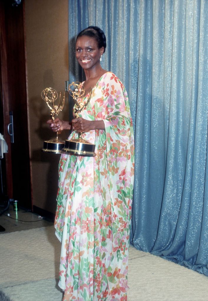LOS ANGELES - MAY 28:  Actress Cicely Tyson holds the two Emmy Awards that she won for her performance in "The Autobiography Of Miss Jane Pittman" on May 28, 1974 in Los Angeles, California. (Photo by Michael Ochs Archives/Getty Images) 