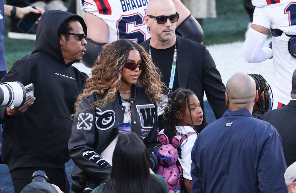 Rumi Carter s'est présentée au Super Bowl avec un sac à dos de créateur épuisé 