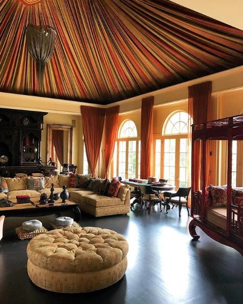 Catherine Zeta Jones house living room