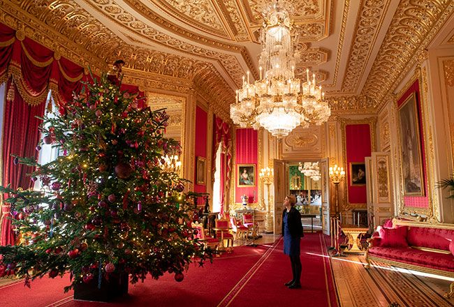 The Queen Christmas tree Windsor Castle