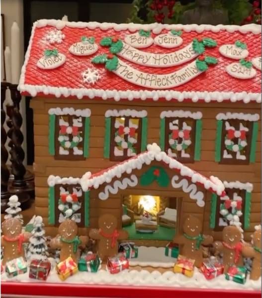 Ben affleck and Jennifer Lopez Christmas gingerbread house