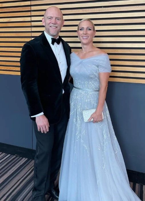 Zara looked stunning in her Paolo Sebastian dress