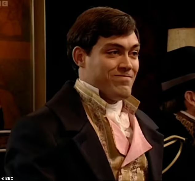 Alex Hassell in Miranda