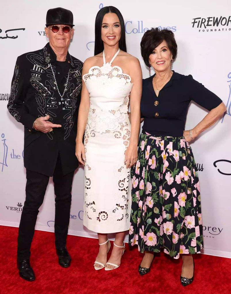Katy with her parents