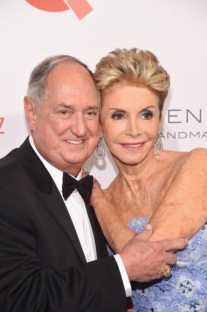 photo de Neil Sedaka et de sa femme Leba Strassberg
