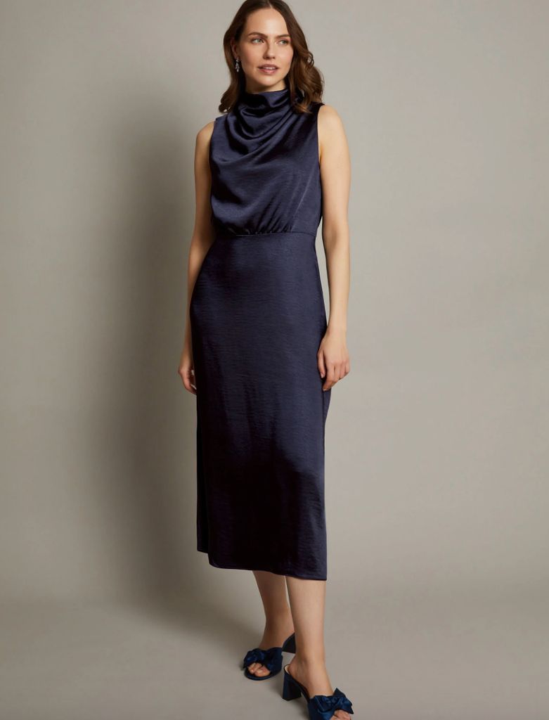 Monzón livia satin