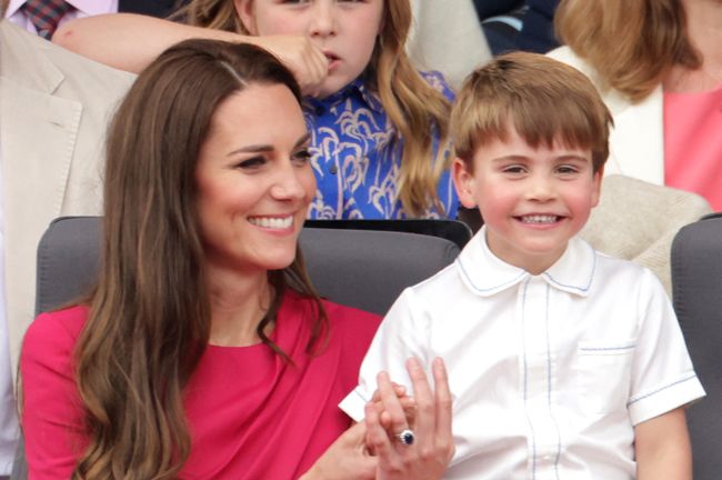 Kate Middleton and Prince Louis smiling