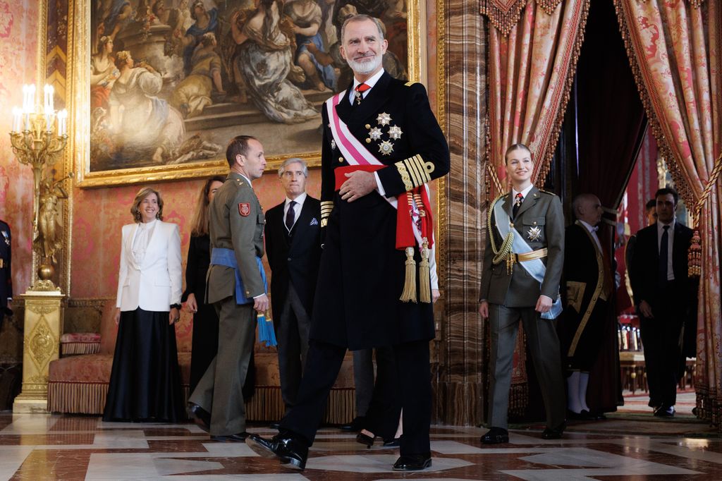 King Felipe VI enters the palace