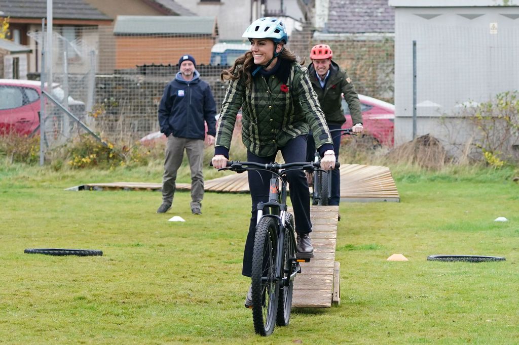 Kate Middleton and Prince William try mountain biking in Scotland