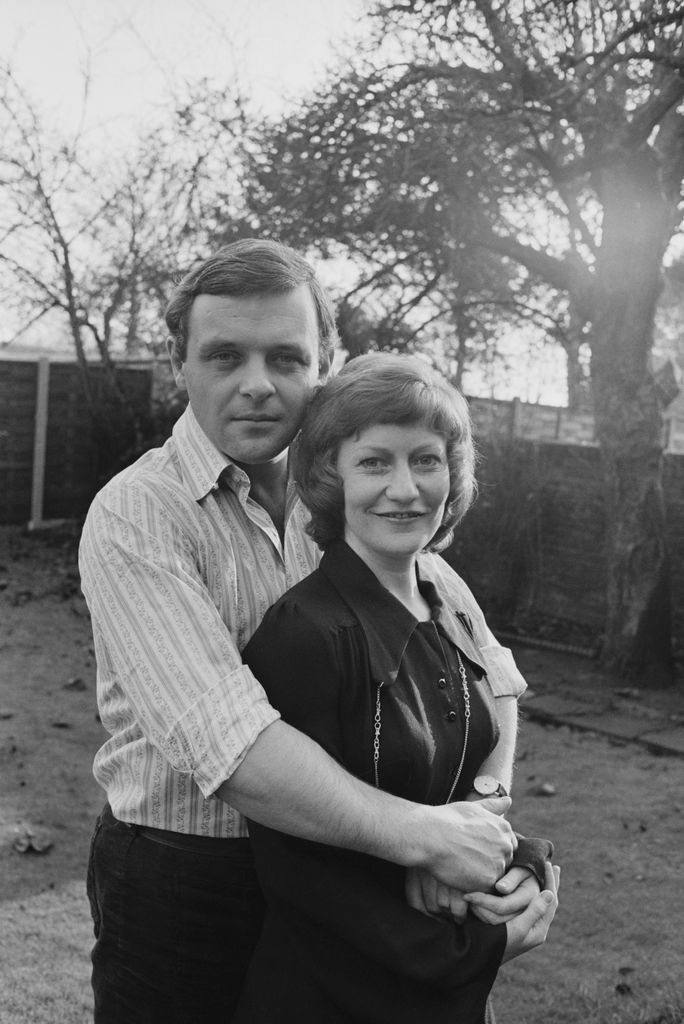Welsh actor Anthony Hopkins with his fiancee Jennifer Lynton, UK, 18th December 1972.