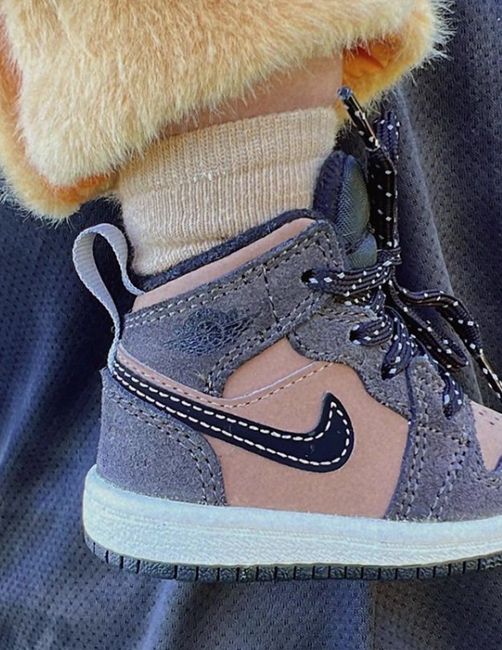Khloe shares photo of her sons foot in nike shoe