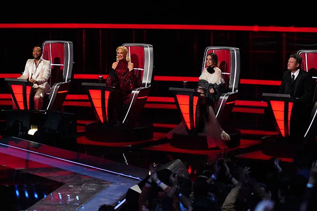gwen stefani and coaches the voice final