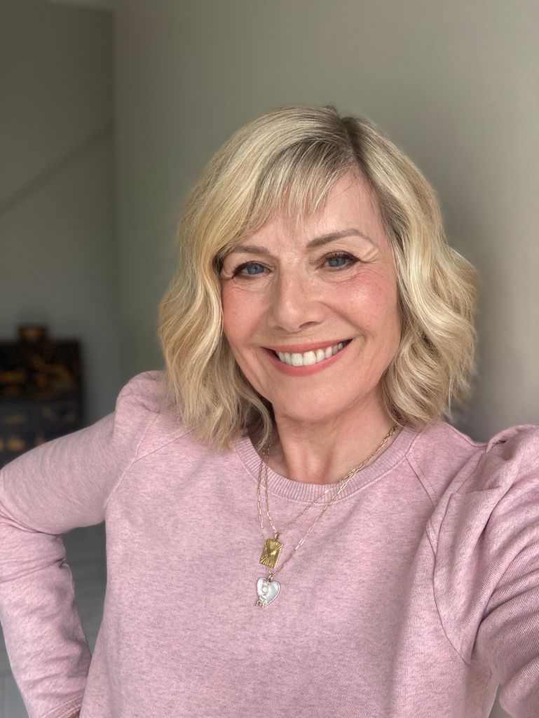 Glynis utilise les bijoux pour rehausser des styles plus décontractés