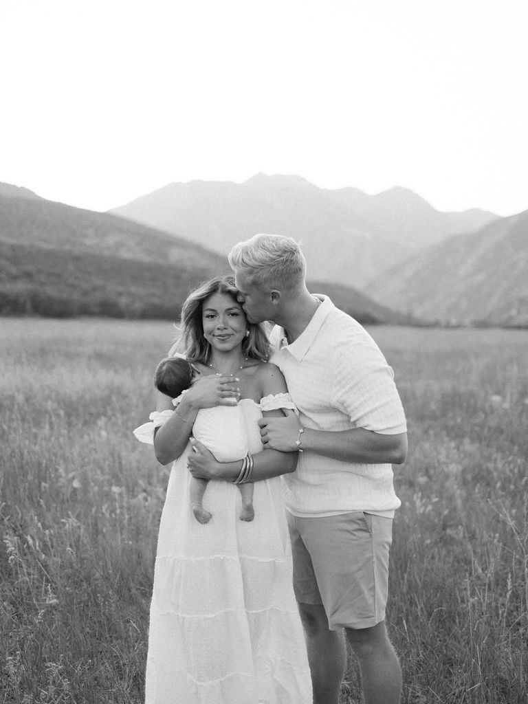 Jen Affleck, her husband, and their daughter