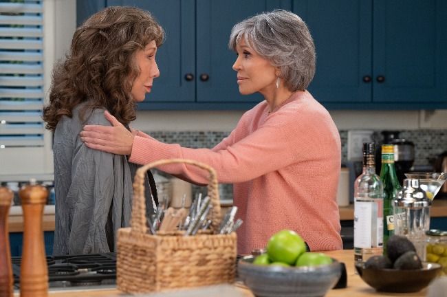 grace and frankie hugging