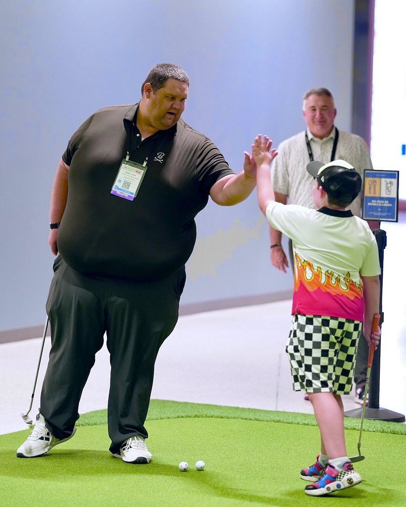 Cody Franke teaching golf