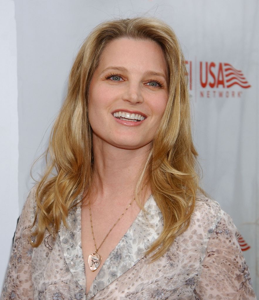 Bridget Fonda during 31st AFI Life Achievement Award Presented to Robert DeNiro - Arrivals at Kodak Theatre in Hollywood, California, United States