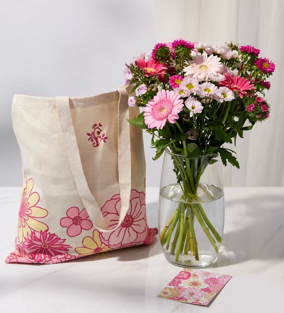 I'm loving this bouquet of flowers Monogram crossbody bag. : r