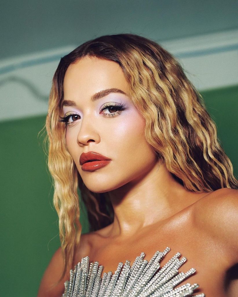 Rita Ora wearing sparkly eyeshadow 