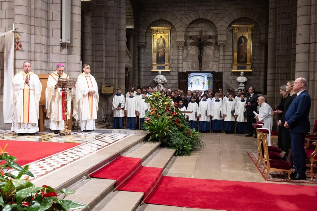 A pontifical mass at Monaco Cathedral to honour the late Pope Francis
