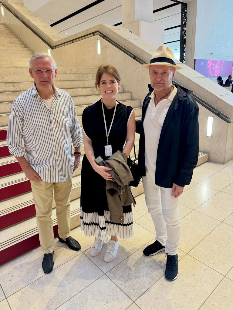 La princesse Eugénie a fait une apparition discrète au Qatar 