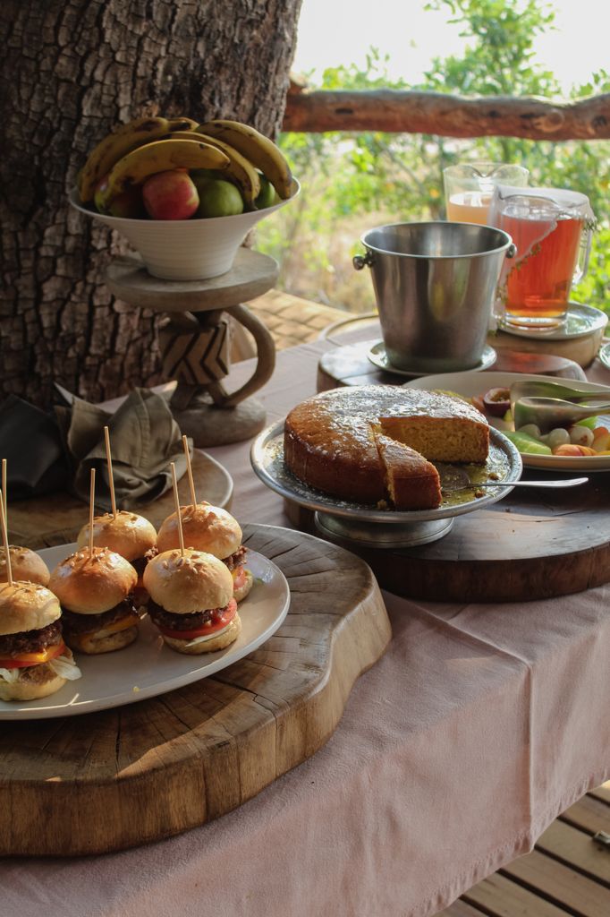 wilderness safari foot