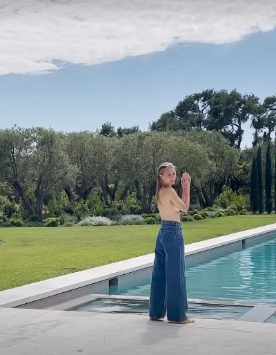 Gwyneth Paltrow 50 Goes Topless At Her Montecito Homes Poolside In Sexy Snap Hello 2946