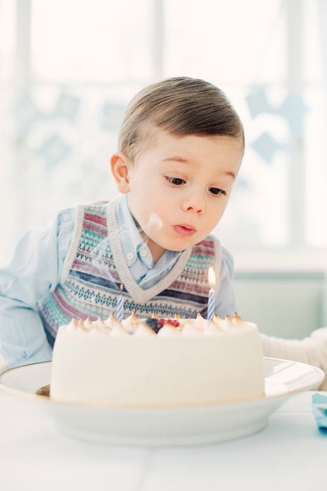 prince oscar birthday cake candles