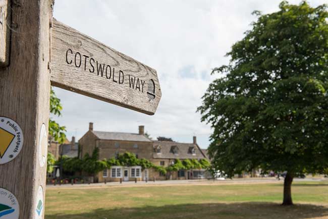 cotswold way hiking