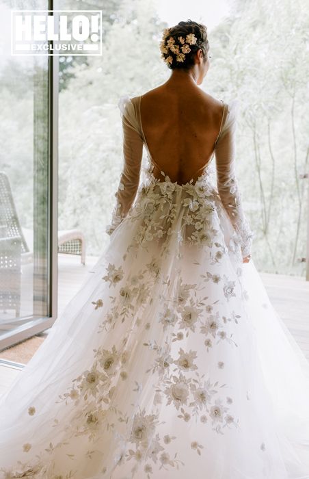 karen backless wedding dress